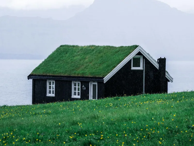 Professional metal roofing process in Sacramento, CA